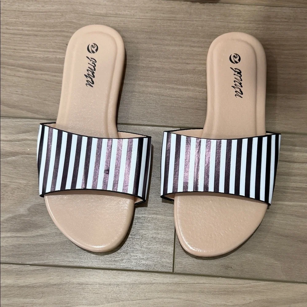 Black and White Striped Women's Slides